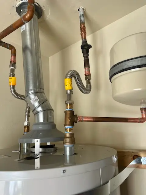 Water heater installation and plumbing repair in Old Mill Estates